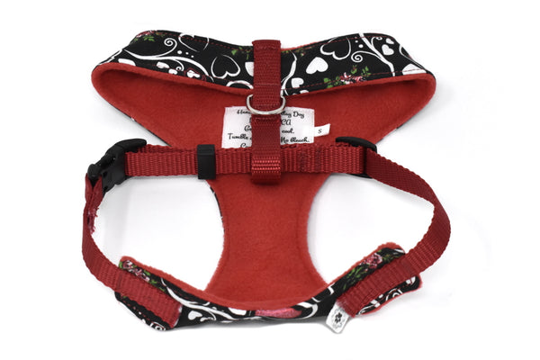 Hearts 'N Roses Over-The-Head Harness